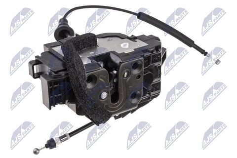 Замок крышки багажника