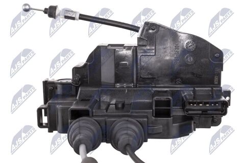 Замок крышки багажника