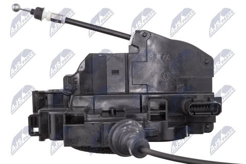 Замок крышки багажника