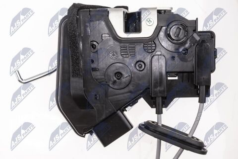 Привід центрального замкнування задніх кріплень Привід центрального замкнування задніх кріплень