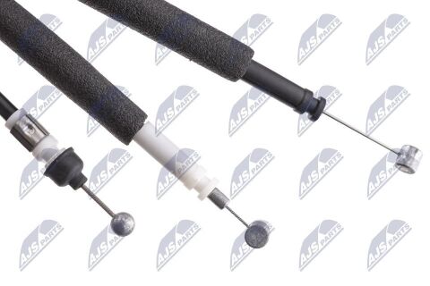 Привод центрального замыкания задних креплений