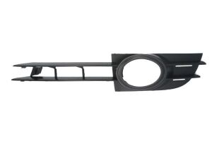 Решетка бампера передний левый (дизель, с отверстием для галогенных фар) AUDI A6 C6 05.04-10.08