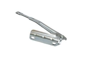 Петля капота