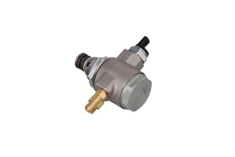 Насос паливний