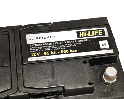 Акумулятор Renault Original L5 95Ah 850A R+ (353х75x190) Акумулятор Renault Original L5 95Ah 850A R+ (353х75x190)