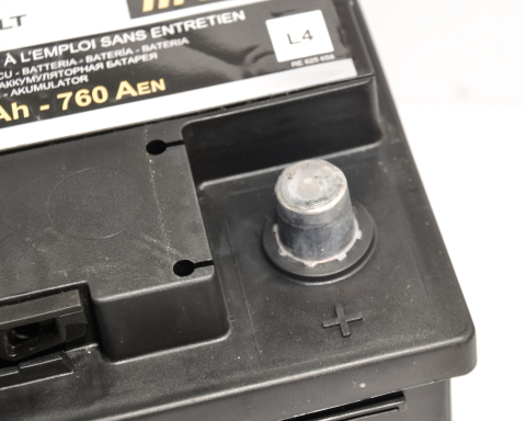 Акумулятор Renault Original L4 85Ah 760A R+ (315*175*190) Акумулятор Renault Original L4 85Ah 760A R+ (315*175*190)