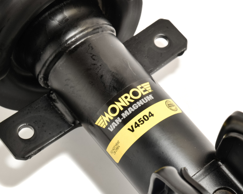 Амортизатор передній Renault Trafic II + Opel Vivaro A 01->14