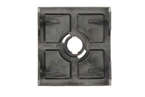 Кріплення бампера передній лівий/правий (збоку/зовнішній, пластик) BMW 5 E34 12.87-01.97 Кріплення бампера передній лівий/правий (збоку/зовнішній, пластик) BMW 5 E34 12.87-01.97