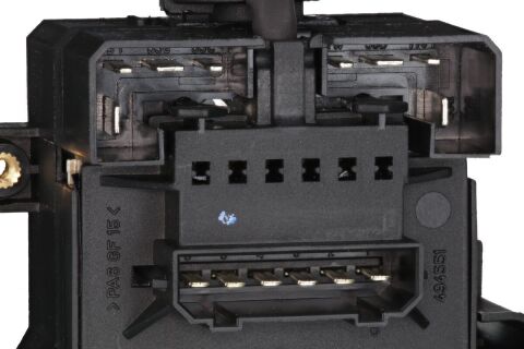 Перемикач підкермовий