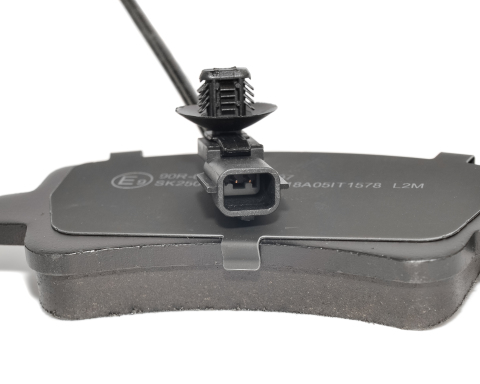 Гальмівні колодки дискові (задні) із датчиком Renault Master III