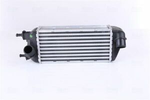 Интеркулер  FT  500(07-)0.9  Twinair  TURBO(+)[OE  51855481]