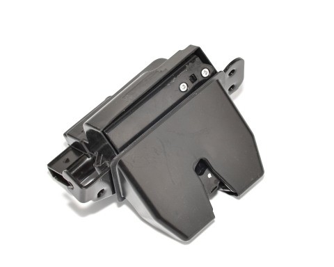 Замок кришки багажника 