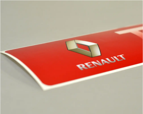 Наклейки на поріжки RENAULT TRAFIC 2 шт.