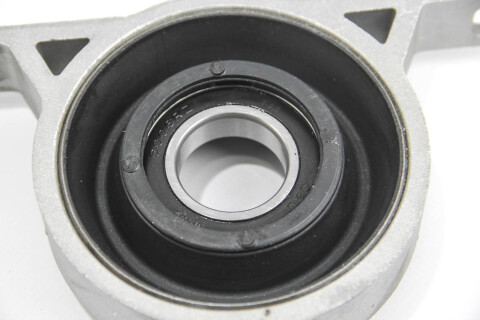 Подвесной подшипник BMW 5 (E60/E61)/X3 (E83) 03-11