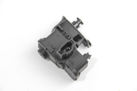 Привід лючка бензобака Skoda Fabia III/Octavia III/VW Golf IV Привід лючка бензобака Skoda Fabia III/Octavia III/VW Golf IV
