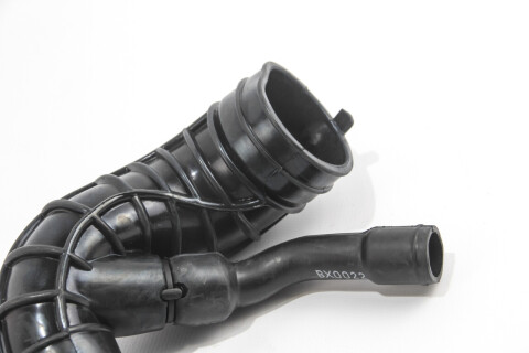 Патрубок повітряного фільтра Ford Fusion/Fiesta/Citroen Nemo/Peugeot Bipper 1.4 TDCi 01-