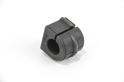 Втулка переднього стабілізатора Omega 94-03 (23мм)