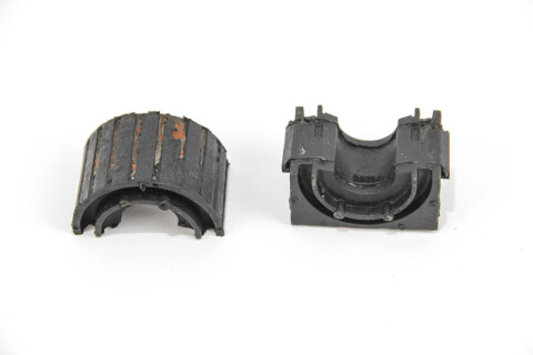 Втулка стабілізатора (к-кт) Opel Astra H 04-10 (17mm)
