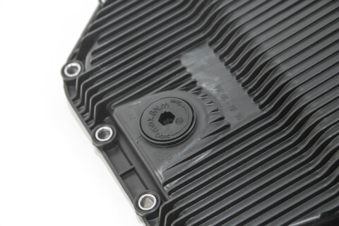 Фильтр АКПП BMW 3 (E90-E93)/ 5 (E60-E61)/ 7 (E65-E67)/ X5 (E70) 01- (з поддоном) (тр. GA6HP26Z) Фильтр АКПП BMW 3 (E90-E93)/ 5 (E60-E61)/ 7 (E65-E67)/ X5 (E70) 01- (з поддоном) (тр. GA6HP26Z)