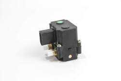 Клапан пневмопідвіски BMW 7 (F01/F02/F03/F04) 08-15/5 (F07/F11) 12-17 