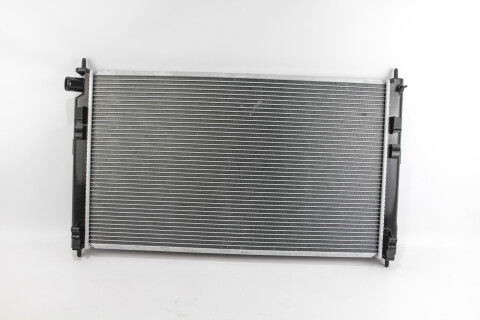 Радиатор охлаждения двигателя Lancer VIII/Outlander II/Citroen/Peugeot 1.8 DI-D/3.0