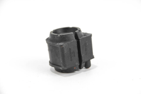 Подушка стабілізатора зад C-Max/Focus II-III/Mazda 3/5 03-