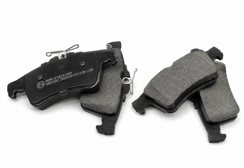 Тормозные задние колодки Ford Focus II 04-11, Opel Astra H 04-14, C-Max 03-10 Тормозные задние колодки Ford Focus II 04-11, Opel Astra H 04-14, C-Max 03-10