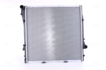 Радиатор охлаждения двигатель. X5 E53 3.0d/3.0i (590x589x26)
