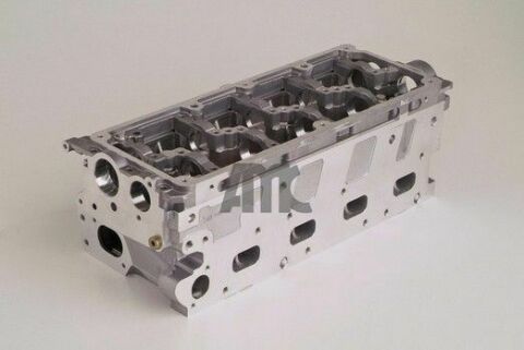 Головка блоку циліндрів VW Caddy 1.6TDI 10-
