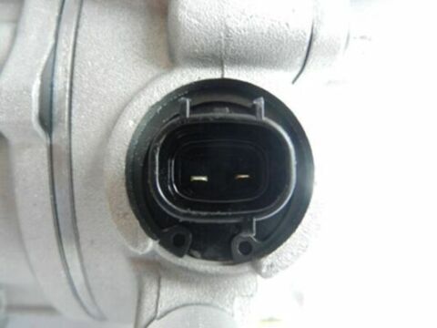 Компрессор кондиционера Toyota Avensis 2.0D/2.2D/2.4 03-09 Компрессор кондиционера Toyota Avensis 2.0D/2.2D/2.4 03-09