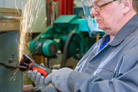 Шліфмашина пневматична (кутова) 1/4"