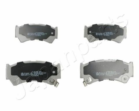Тормозные колодки передние Nissan Almera, Suzuki Baleno 95–