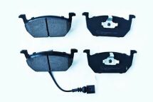 Тормозные колодки передние Audi A3 13-,Seat Leon,Skoda Octavia III,Golf VII 12-VW