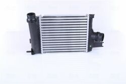 Інтеркулер RENAULT CLIO IV (13-) 0,9 TCE Інтеркулер RENAULT CLIO IV (13-) 0,9 TCE