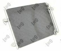 Радіатор кондиціонера Passat 1.6-2.0/1.6D-2.0D 05-16 Радіатор кондиціонера Passat 1.6-2.0/1.6D-2.0D 05-16