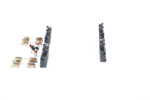 Тормозные колодки передн. (с пластинами для монтажа)