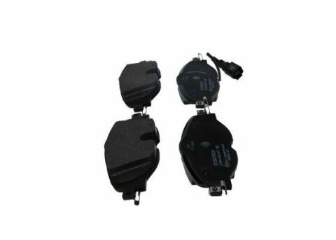 Колодки гальмівні (передні) Audi A3/Q2/Q3/Seat/Skoda Octavia/Kodiaq/VW Golf/Passat B8 12- (+датчик)