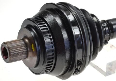 Приводной вал