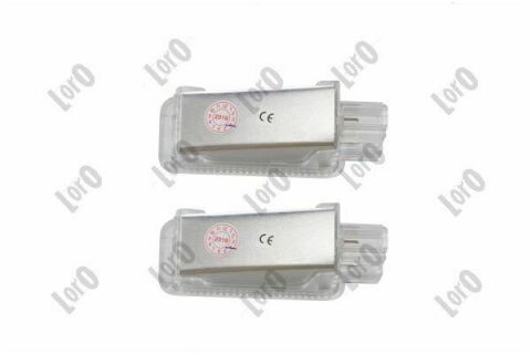 Фонарь подсветки салона к-т 2шт LED AUDI A1/A3/A4/A5/A6/A7/A8/Q5/Q7