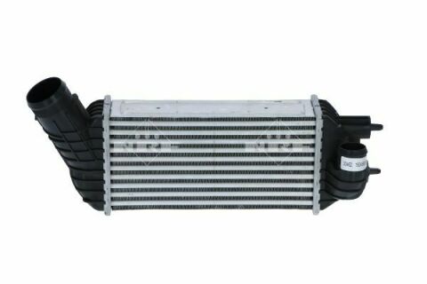 Радиатор интеркулера Citroen C4/DS4/Peugeot 308/3008 2.0 HDI 07-