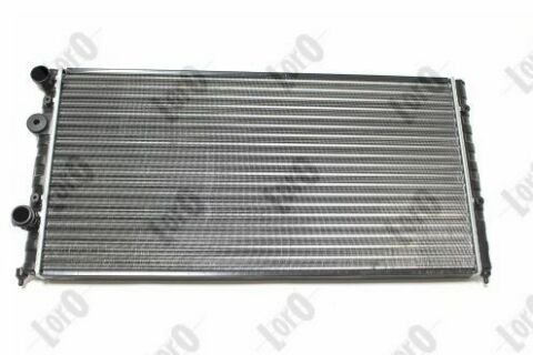 Радіатор охолодження двигуна Passat B4 1.6-2.9i (+AC) (722x377x32) Радіатор охолодження двигуна Passat B4 1.6-2.9i (+AC) (722x377x32)