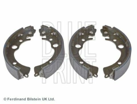 Комплект тормозных колодок из 4 шт. барабанов
