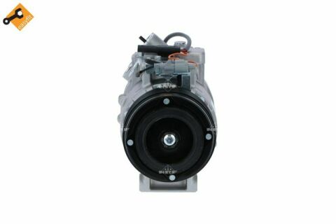 Компресор кондиціонера BMW 5 (F10/F11)/7 (F01/F02/F03/F04)/X5 (E70)/X6 (E71/E72) 3.0D N57 08-17