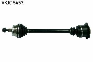 AUDI Напіввісь лев. A4 2,4-2,8 96-, VW Passat -05