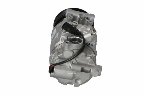 Компрессор кондиционера VW T5 2.0TDI 15- (упаковка Denso) Компрессор кондиционера VW T5 2.0TDI 15- (упаковка Denso)
