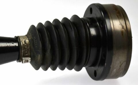 Приводной вал