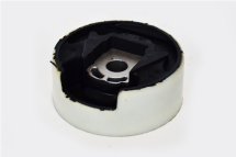 Подушка двигуна нижня Golf V,Caddy III,Jetta,Touran,Passat,Skoda VW Подушка двигуна нижня Golf V,Caddy III,Jetta,Touran,Passat,Skoda VW