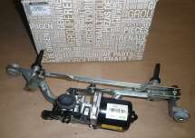 Трапеція двірників Трапеція двірників